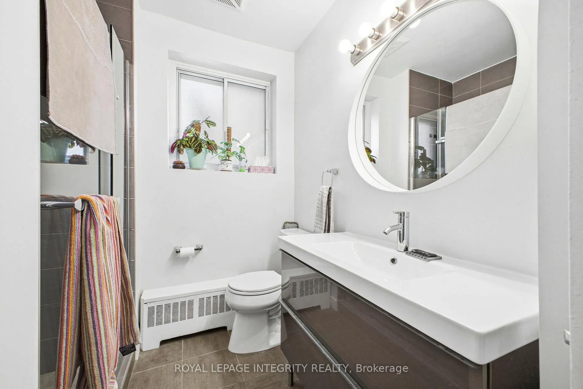 Photo 18 of Unit A, 1219 Dorchester Avenue, Ottawa, Carlington — HOMEH