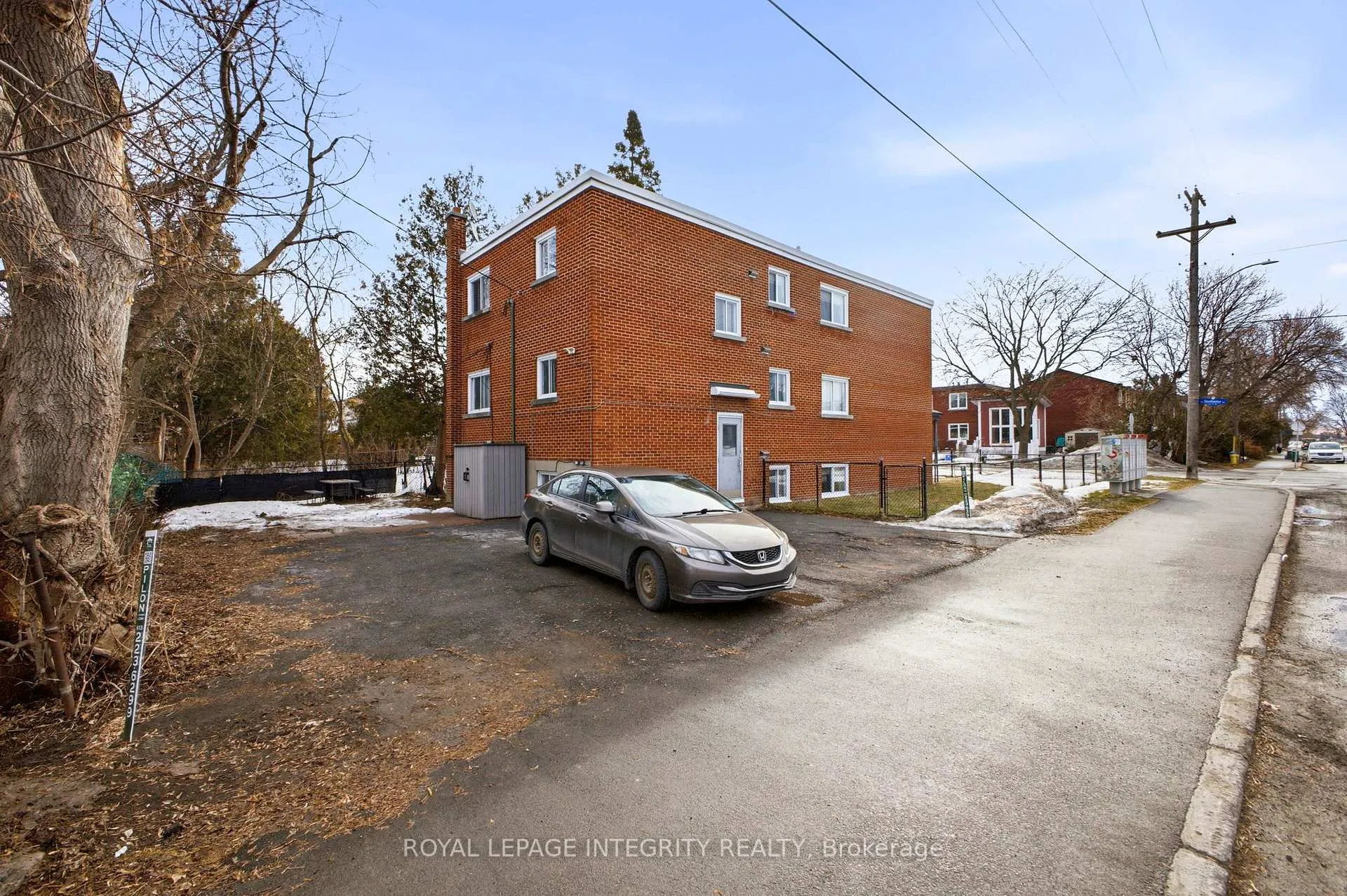Photo 21 of Unit A, 1219 Dorchester Avenue, Ottawa, Carlington — HOMEH