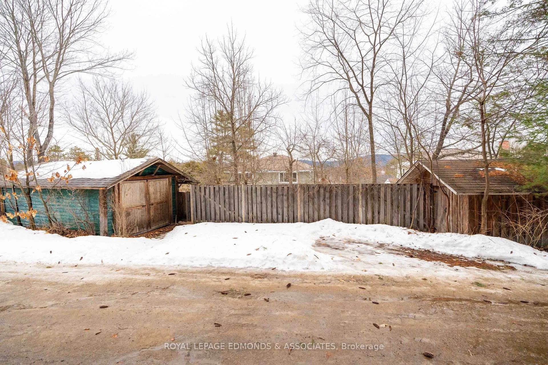 Photo 47 of 3 Huron Street, Deep River — HOMEH