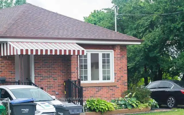 Photo 2 of 203 john Street, Brampton, Queen Street Corridor — HOMEH