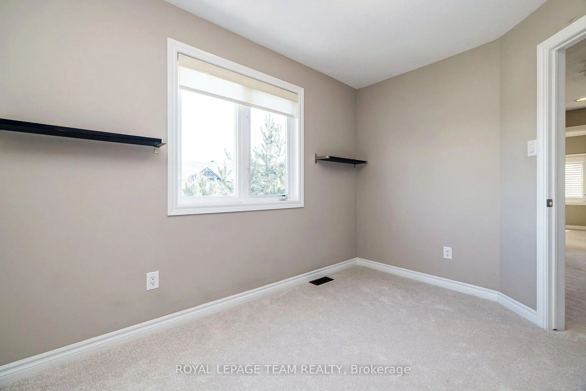 Photo 21 of 542 Remnor Avenue, Ottawa, Kanata - Kanata Lakes/Heritage Hills — HOMEH