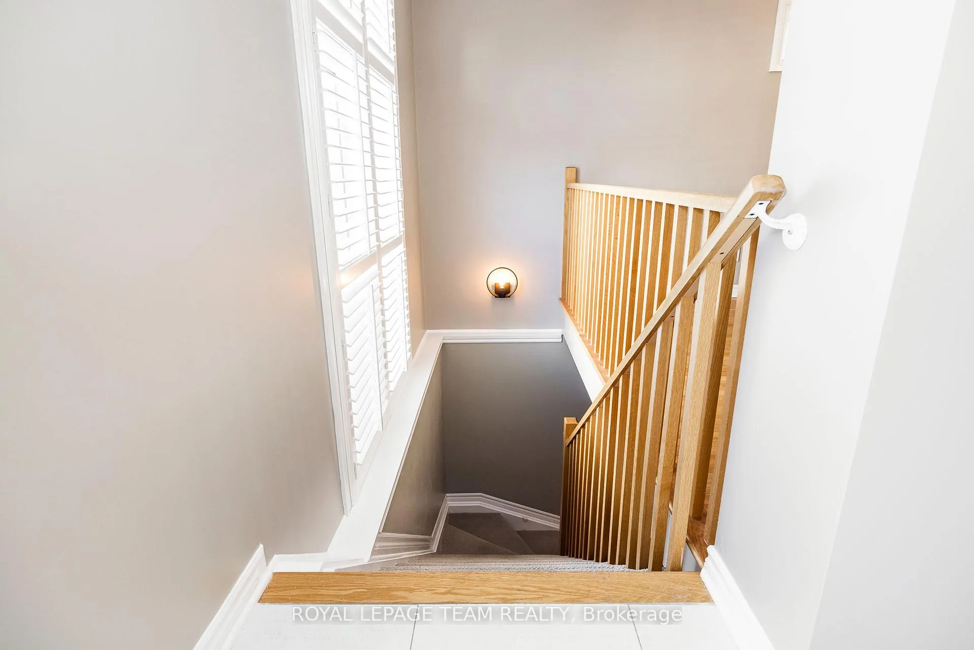Photo 30 of 542 Remnor Avenue, Ottawa, Kanata - Kanata Lakes/Heritage Hills — HOMEH