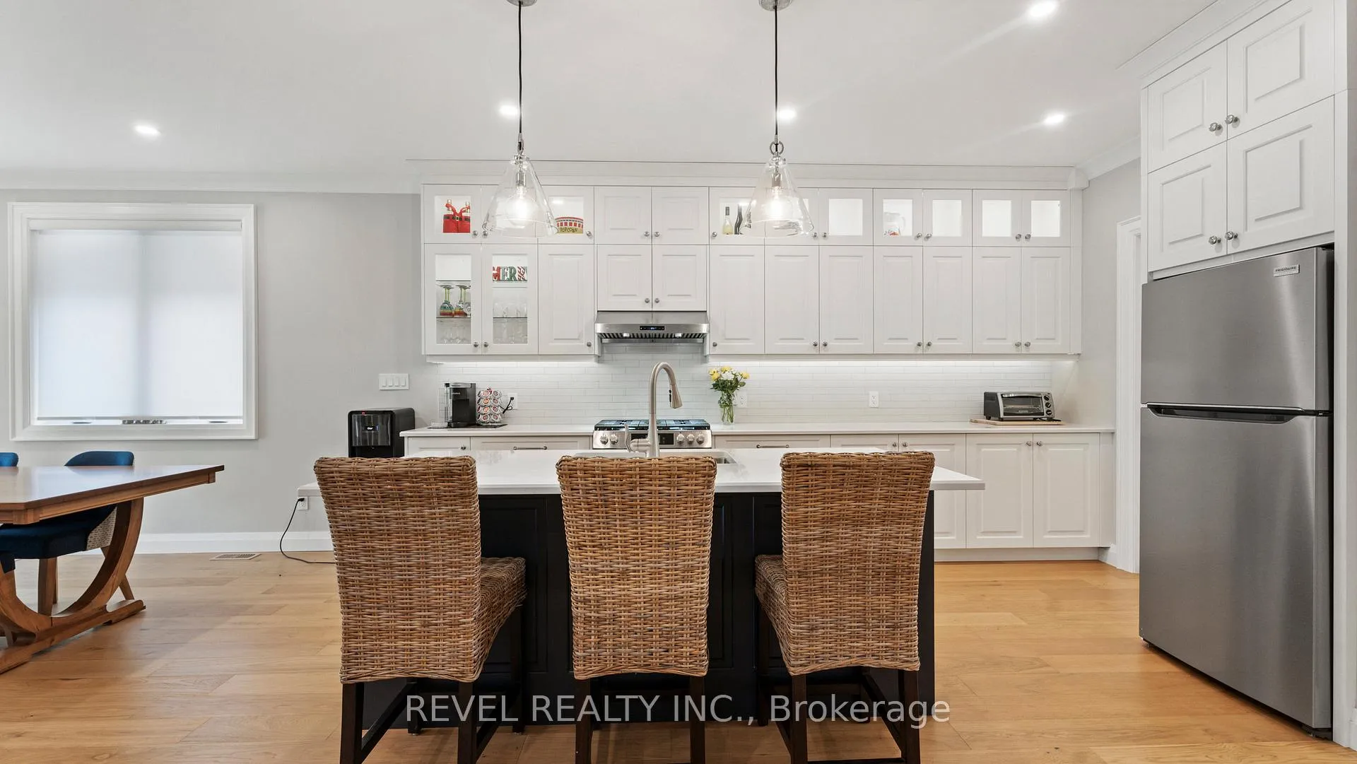 Photo 10 of 52 Beechnut Lane, Norfolk, Port Dover — HOMEH