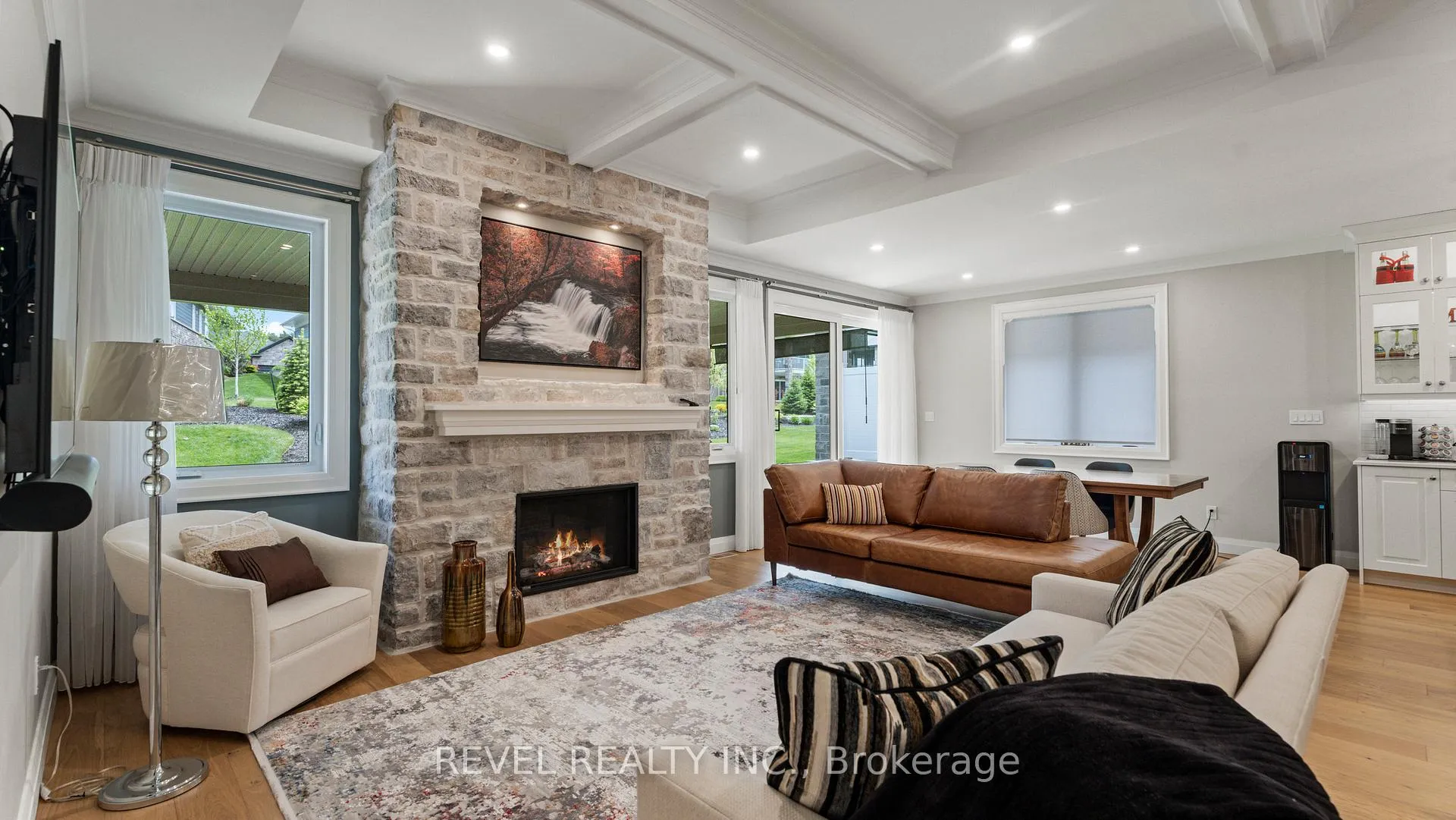 Photo 17 of 52 Beechnut Lane, Norfolk, Port Dover — HOMEH