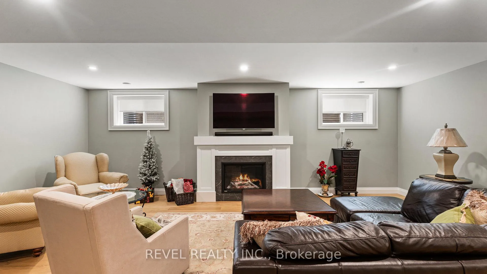 Photo 27 of 52 Beechnut Lane, Norfolk, Port Dover — HOMEH