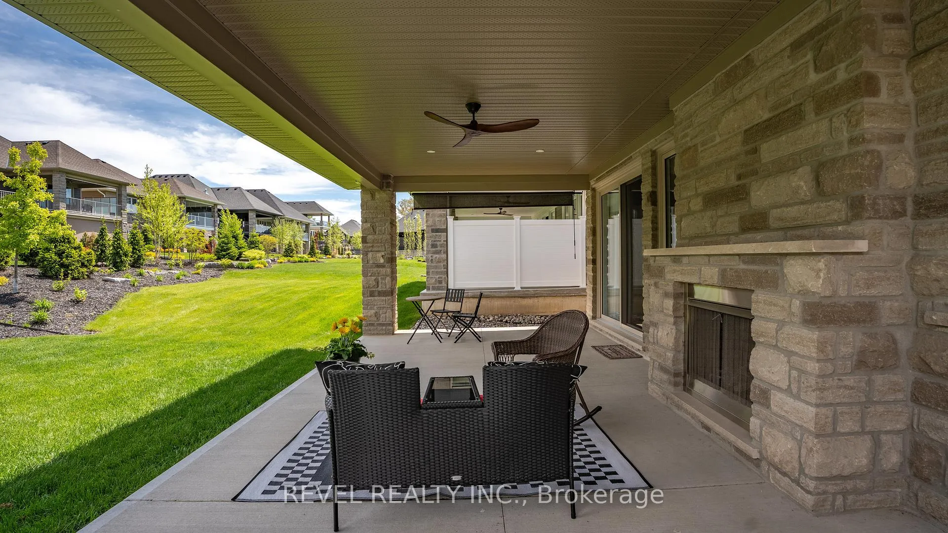 Photo 37 of 52 Beechnut Lane, Norfolk, Port Dover — HOMEH