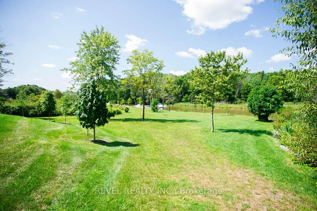 Photo 43 of 52 Beechnut Lane, Norfolk, Port Dover — HOMEH