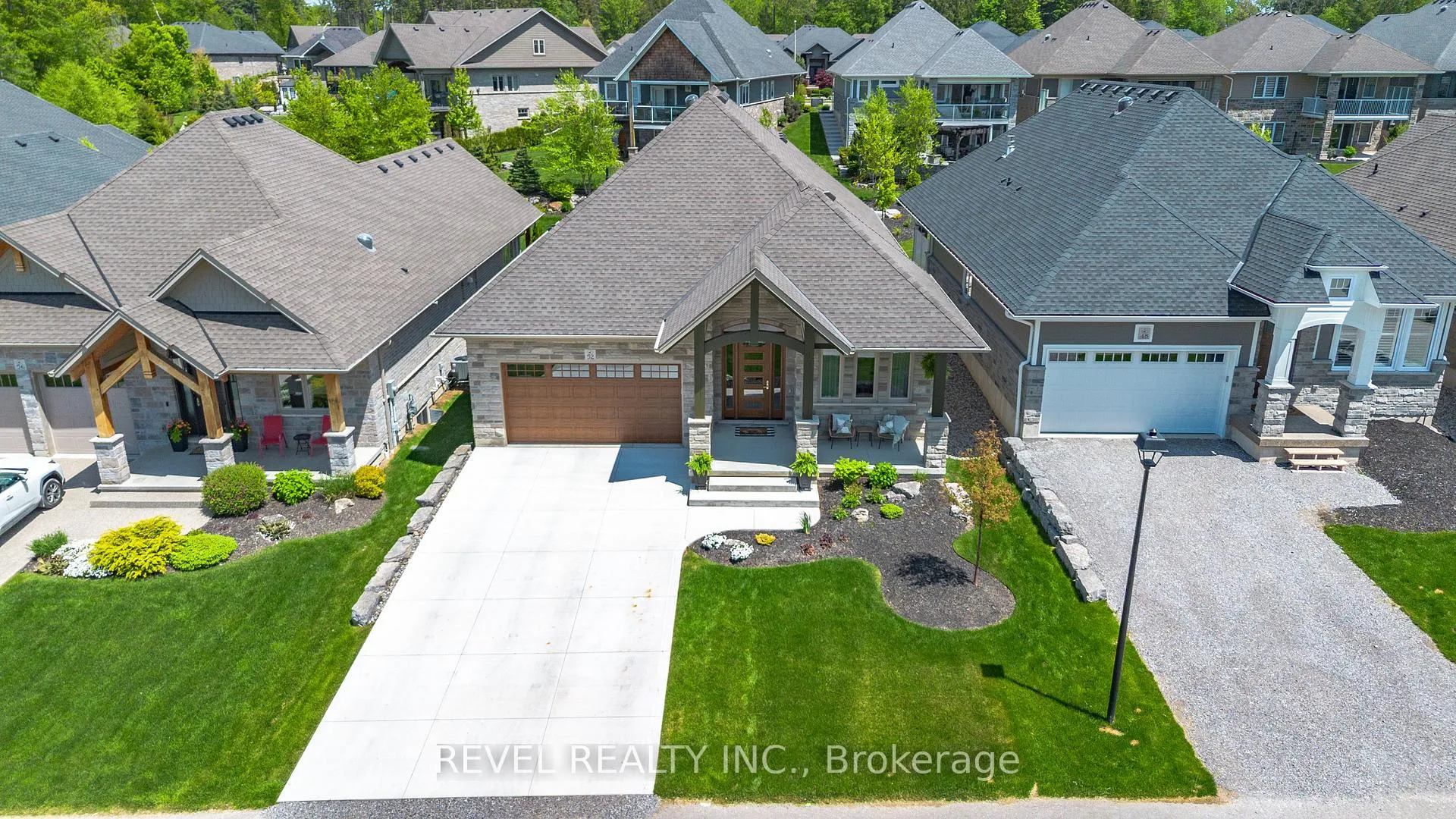 Photo 49 of 52 Beechnut Lane, Norfolk, Port Dover — HOMEH