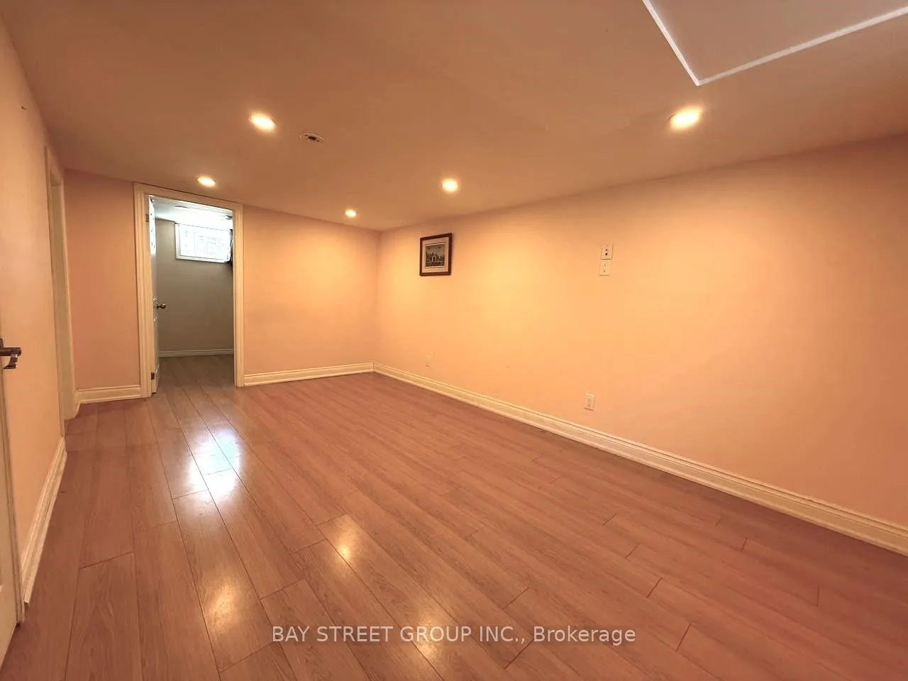 Photo 4 of Unit BASEMENT, 44 Holswade Rd, Scarborough, Clairlea-Birchmount — HOMEH