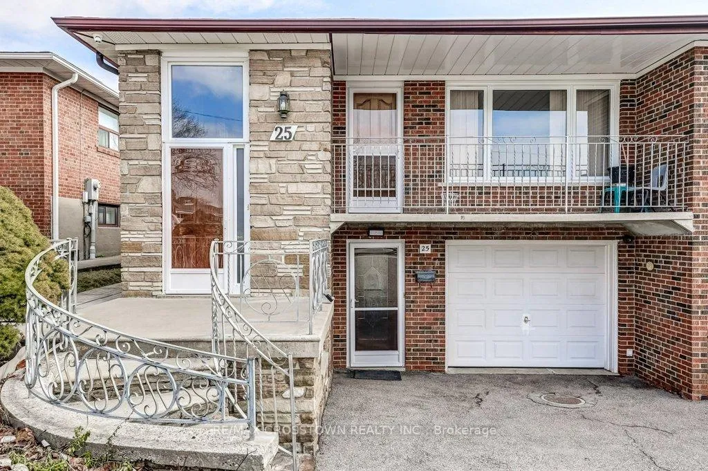 Photo 4 of 25 Rockbank Crescent, North York, Humberlea-Pelmo Park — HOMEH