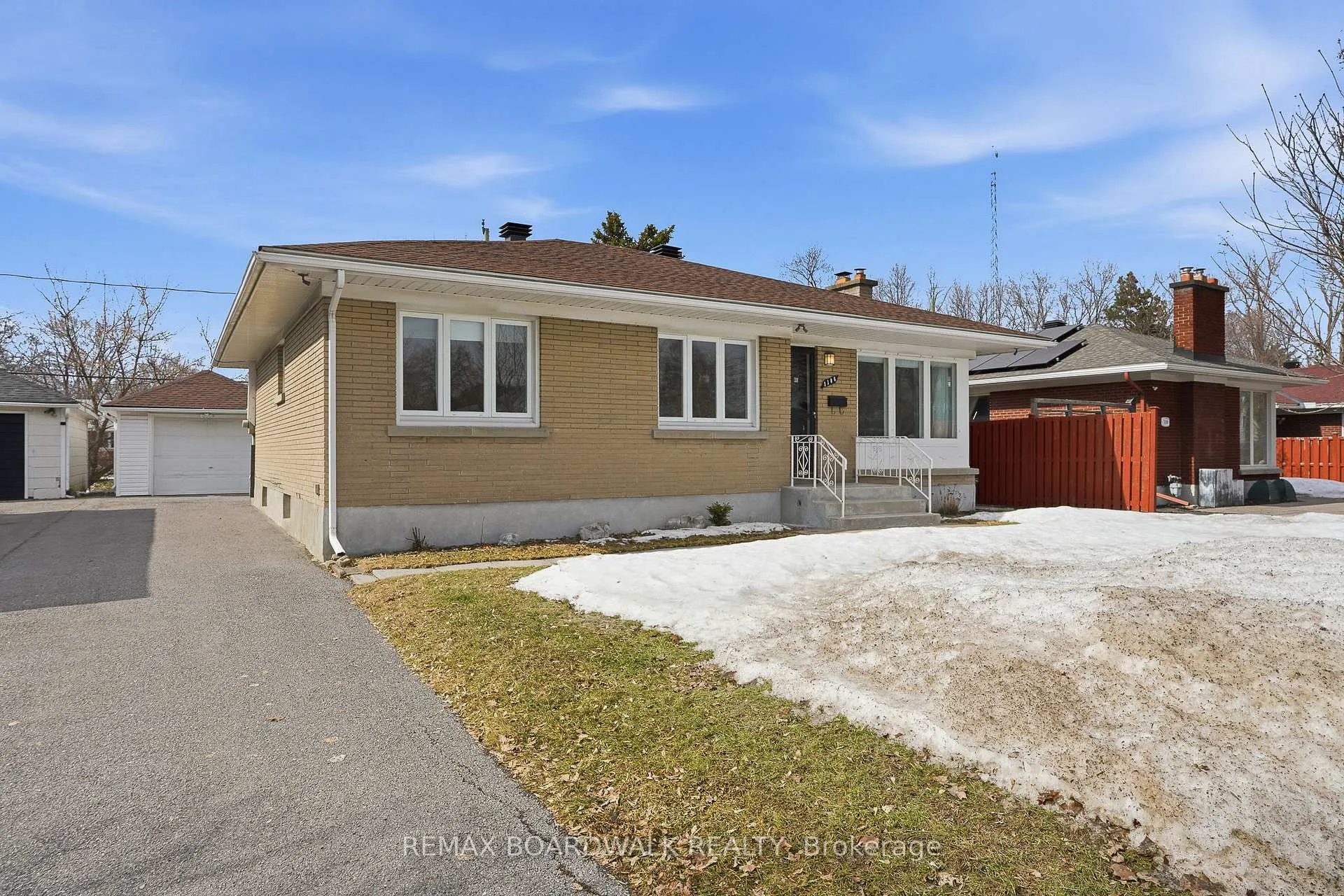 Photo 2 of 1106 Checkers Road, Ottawa, Bel Air Park — HOMEH