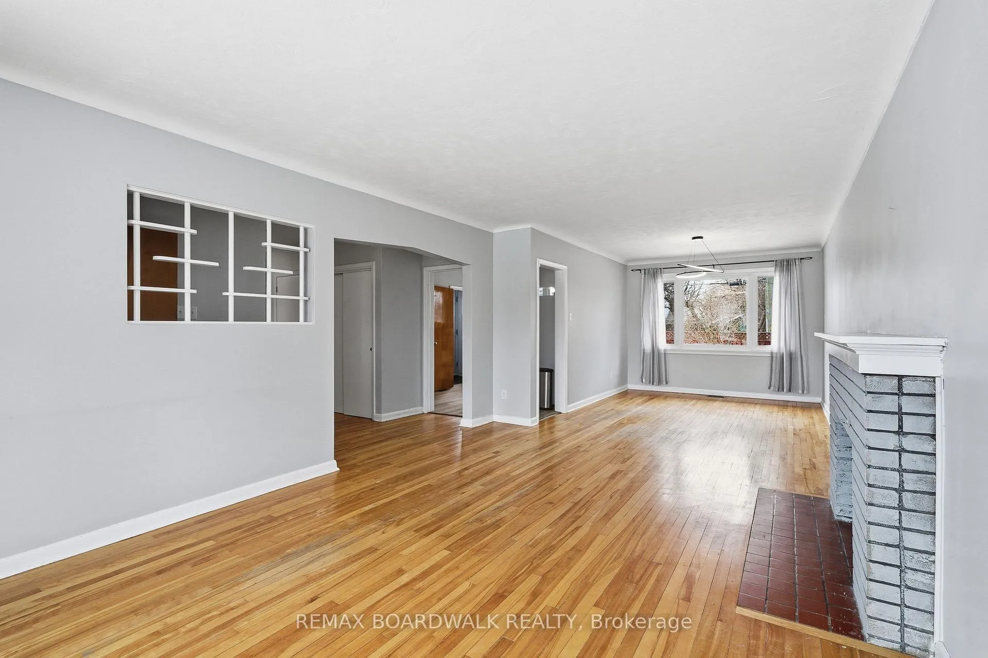 Photo 7 of 1106 Checkers Road, Ottawa, Bel Air Park — HOMEH