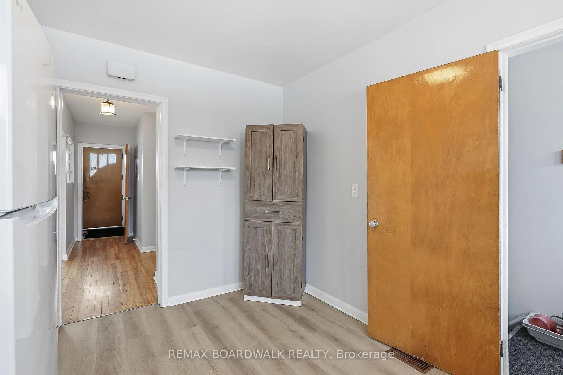 Photo 13 of 1106 Checkers Road, Ottawa, Bel Air Park — HOMEH