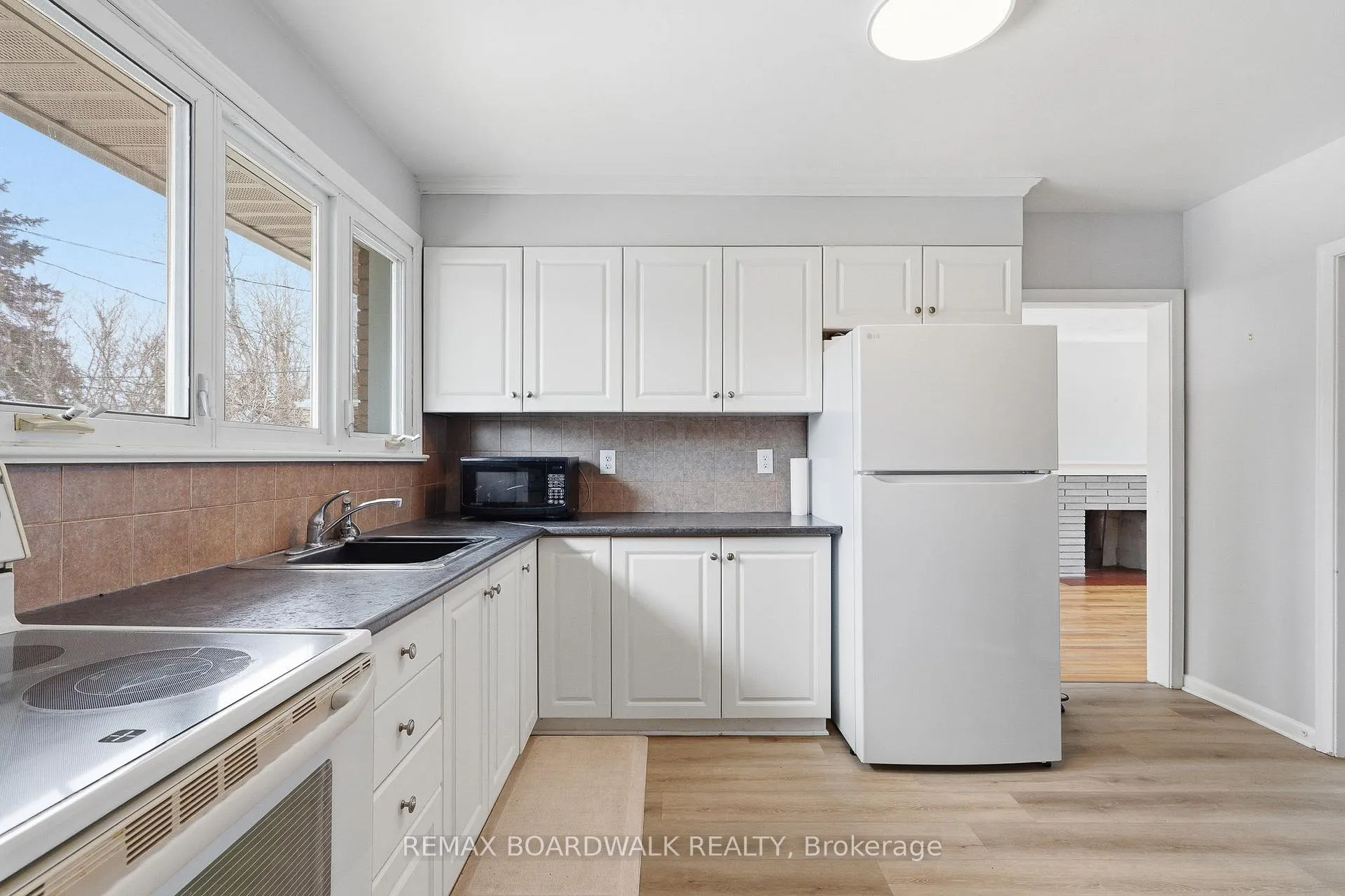 Photo 14 of 1106 Checkers Road, Ottawa, Bel Air Park — HOMEH