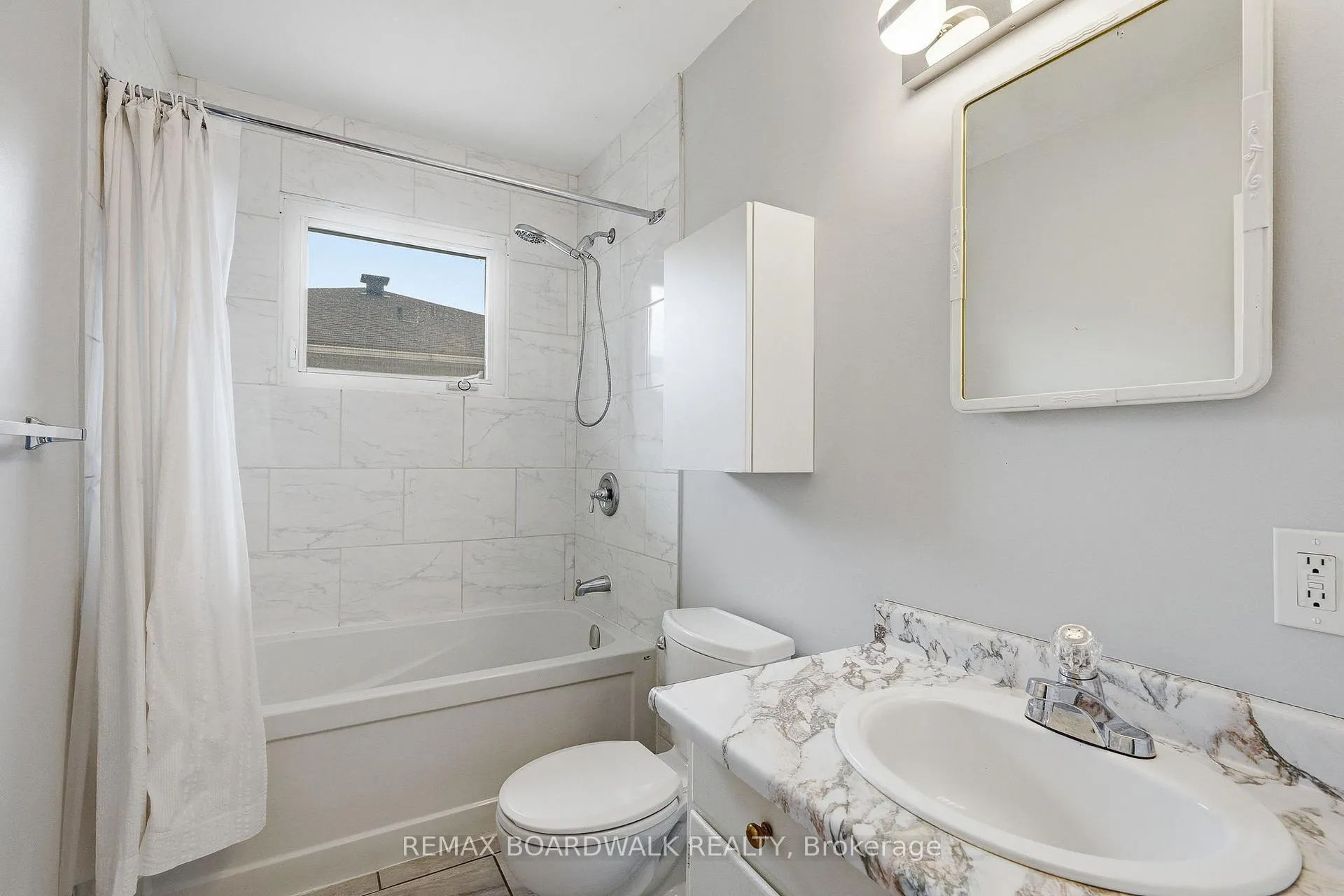 Photo 18 of 1106 Checkers Road, Ottawa, Bel Air Park — HOMEH
