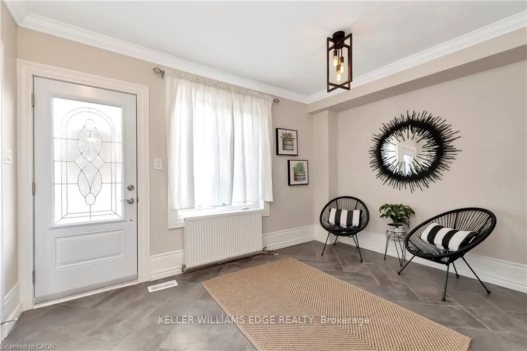 Photo 3 of 232 Bay Street N, Hamilton, Central — HOMEH