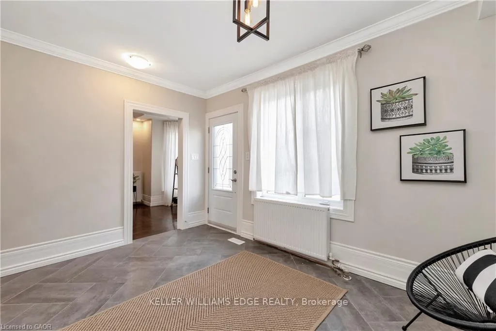 Photo 4 of 232 Bay Street N, Hamilton, Central — HOMEH