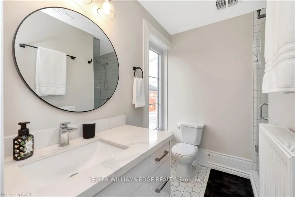 Photo 23 of 232 Bay Street N, Hamilton, Central — HOMEH