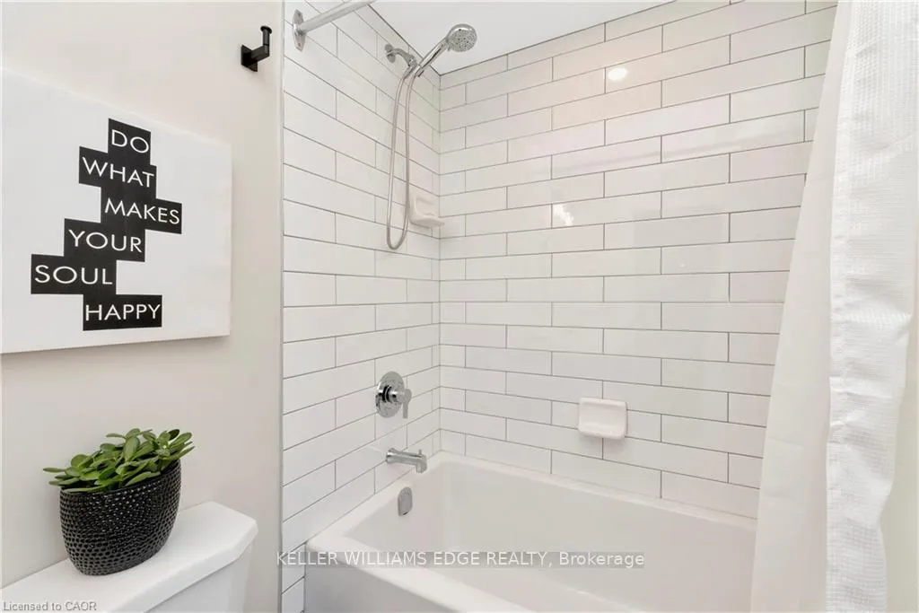 Photo 30 of 232 Bay Street N, Hamilton, Central — HOMEH