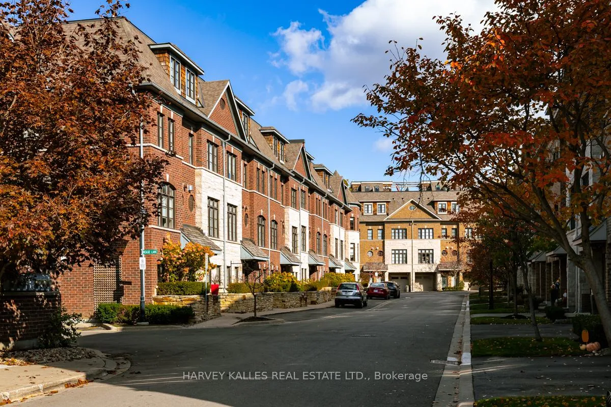 Photo 1 of 16 Powseland Crescent, Vaughan, West Woodbridge — HOMEH