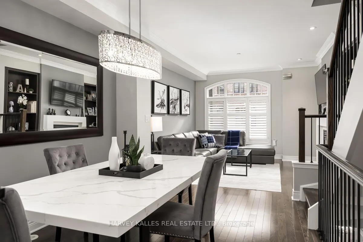 Photo 5 of 16 Powseland Crescent, Vaughan, West Woodbridge — HOMEH