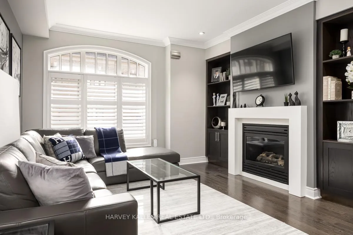 Photo 7 of 16 Powseland Crescent, Vaughan, West Woodbridge — HOMEH