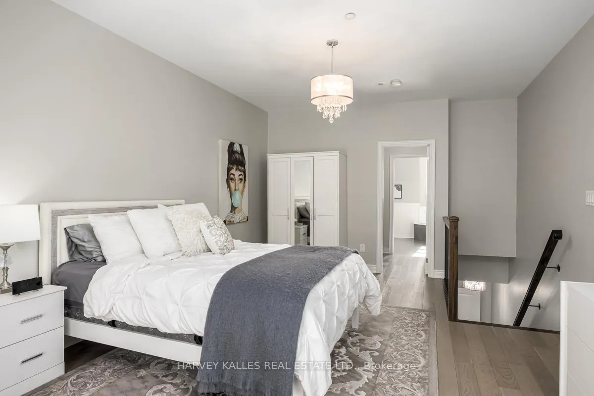 Photo 19 of 16 Powseland Crescent, Vaughan, West Woodbridge — HOMEH