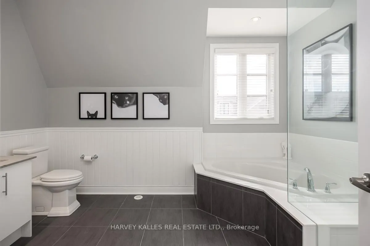 Photo 20 of 16 Powseland Crescent, Vaughan, West Woodbridge — HOMEH