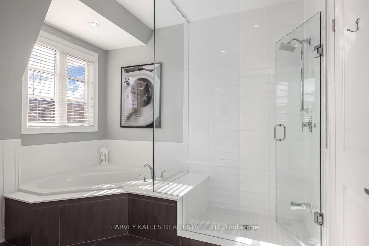 Photo 22 of 16 Powseland Crescent, Vaughan, West Woodbridge — HOMEH
