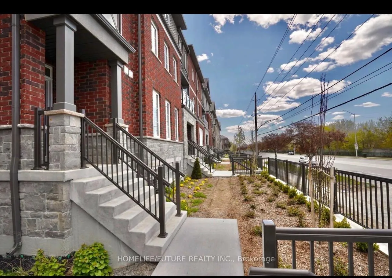 Photo 2 of Unit 70, 445 Ontario Street S, Milton, Timberlea — HOMEH