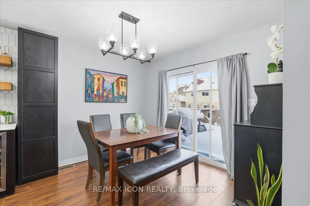 Photo 8 of 361 Sienna Crescent, Kitchener, Huron Park — HOMEH