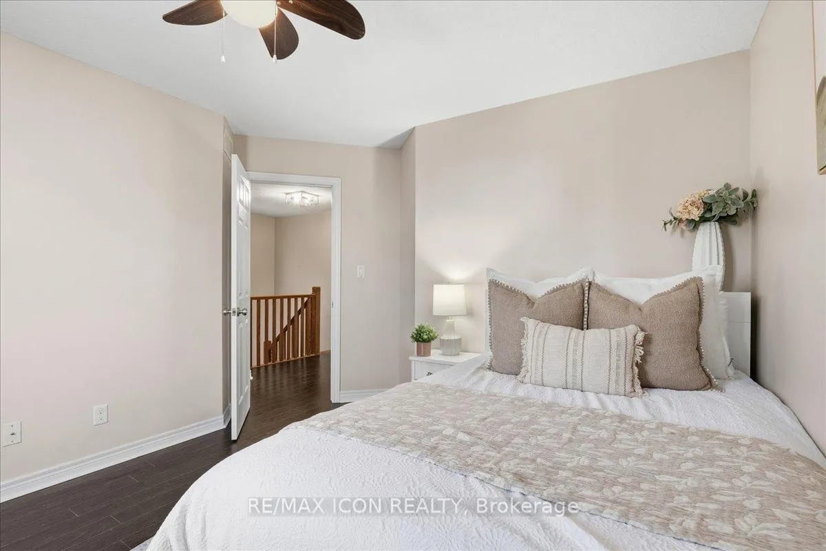 Photo 12 of 361 Sienna Crescent, Kitchener, Huron Park — HOMEH