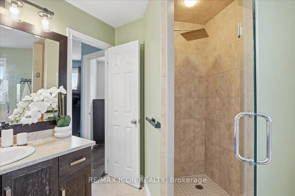 Photo 16 of 361 Sienna Crescent, Kitchener, Huron Park — HOMEH