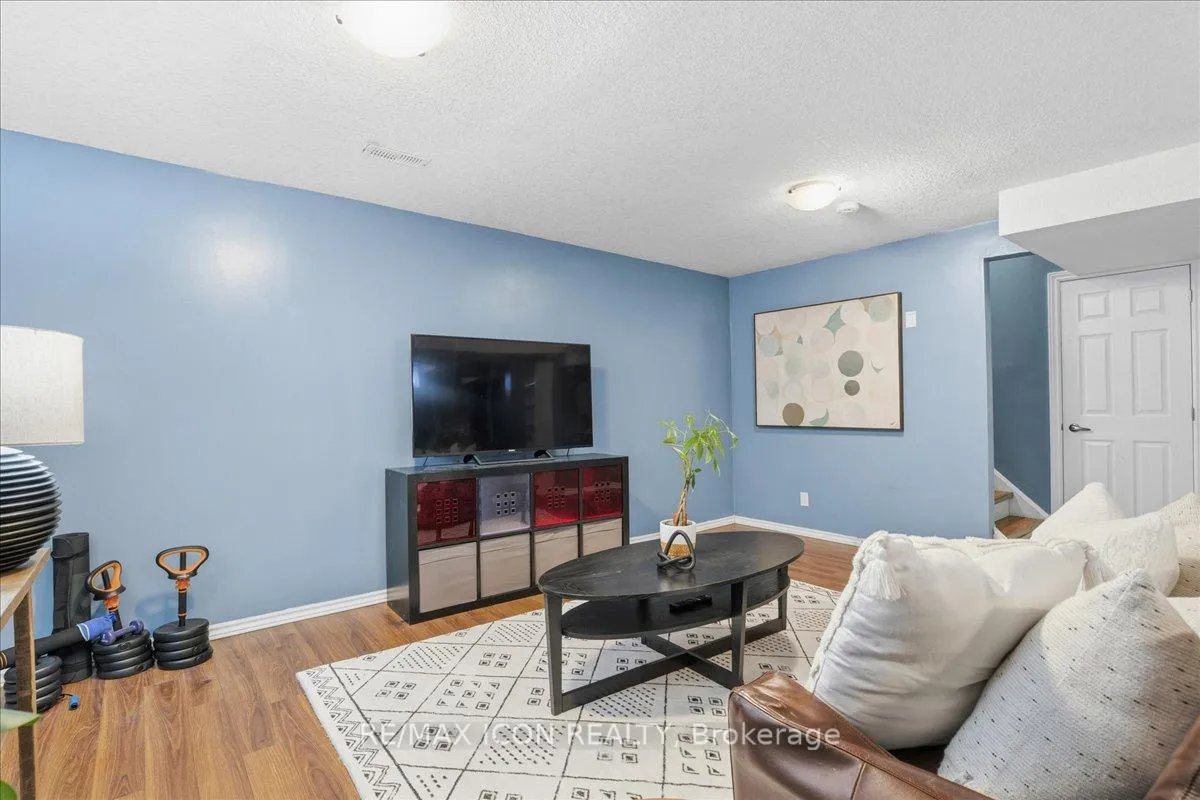 Photo 21 of 361 Sienna Crescent, Kitchener, Huron Park — HOMEH