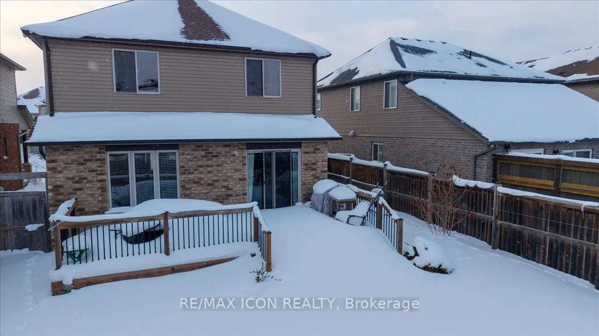 Photo 25 of 361 Sienna Crescent, Kitchener, Huron Park — HOMEH