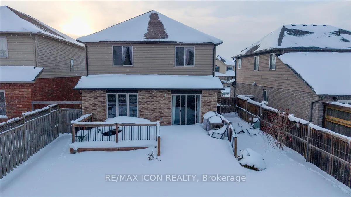 Photo 26 of 361 Sienna Crescent, Kitchener, Huron Park — HOMEH