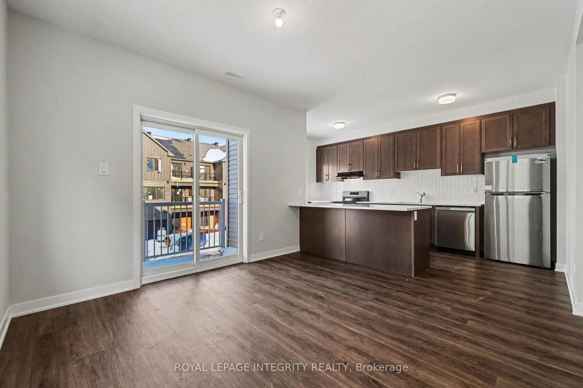 Photo 8 of 808 Demulcent Lane, Ottawa, Kanata - Rural Kanata (Central) — HOMEH