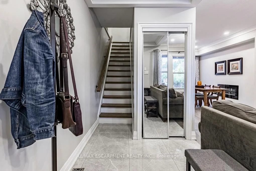 Photo 3 of 67 Gage Avenue N, Hamilton, Stipley — HOMEH