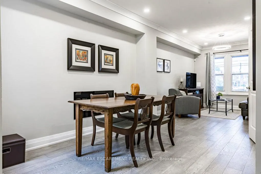 Photo 8 of 67 Gage Avenue N, Hamilton, Stipley — HOMEH