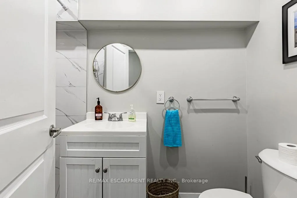 Photo 21 of 67 Gage Avenue N, Hamilton, Stipley — HOMEH