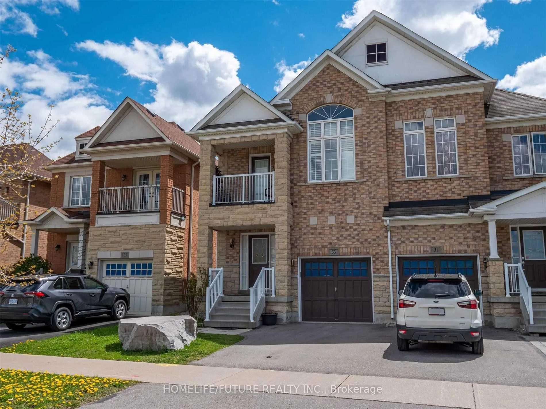 Photo 1 of 33 Retreat Boulevard, Vaughan, Vellore Village — HOMEH