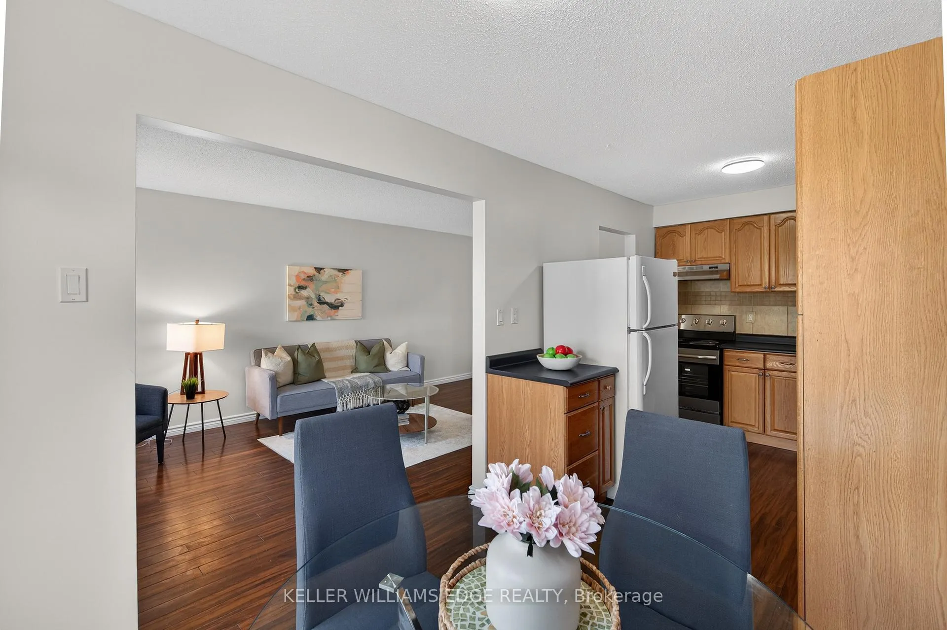 Photo 13 of Unit 51, 2185 Fairchild Boulevard, Burlington, Tyandaga — HOMEH