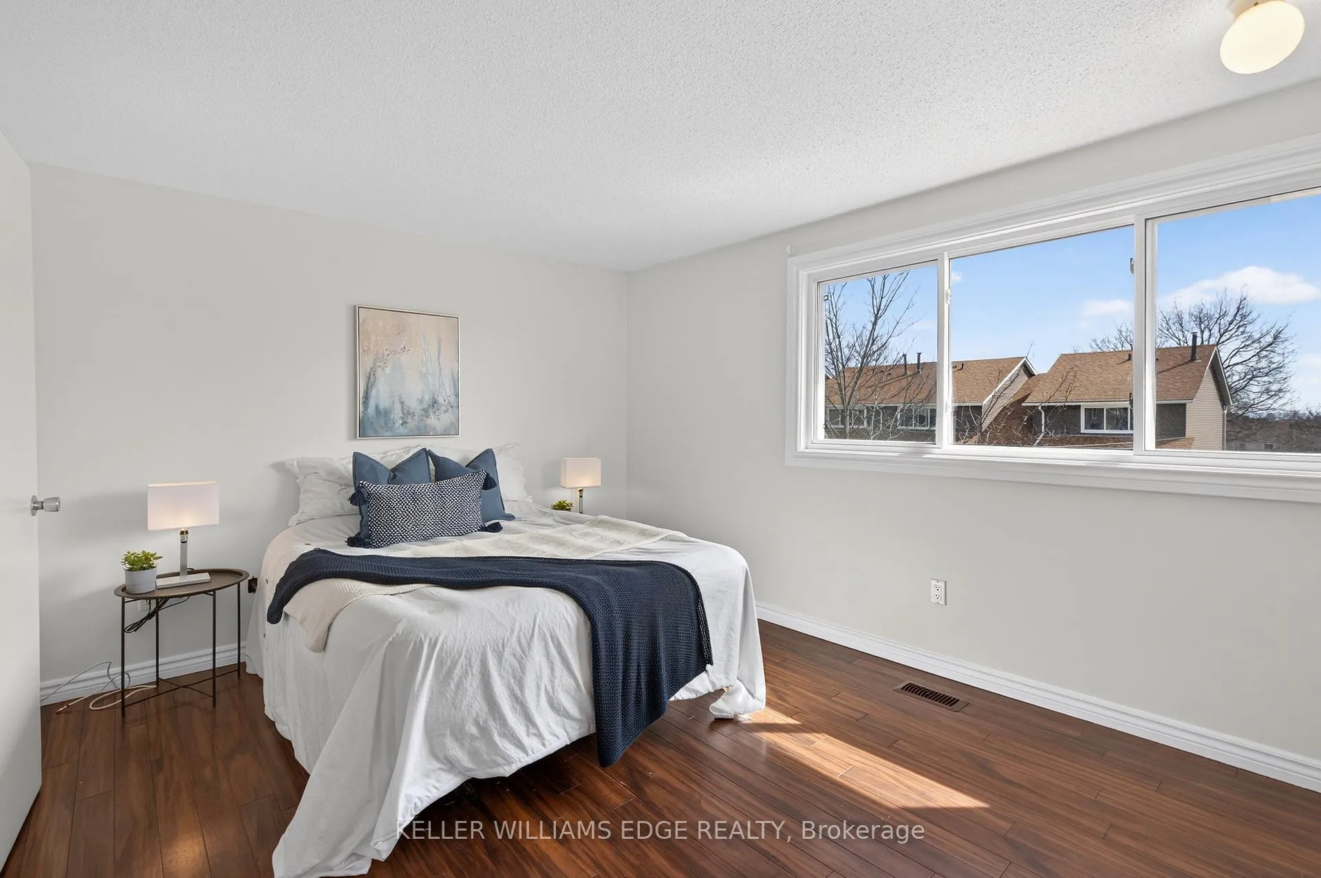 Photo 23 of Unit 51, 2185 Fairchild Boulevard, Burlington, Tyandaga — HOMEH