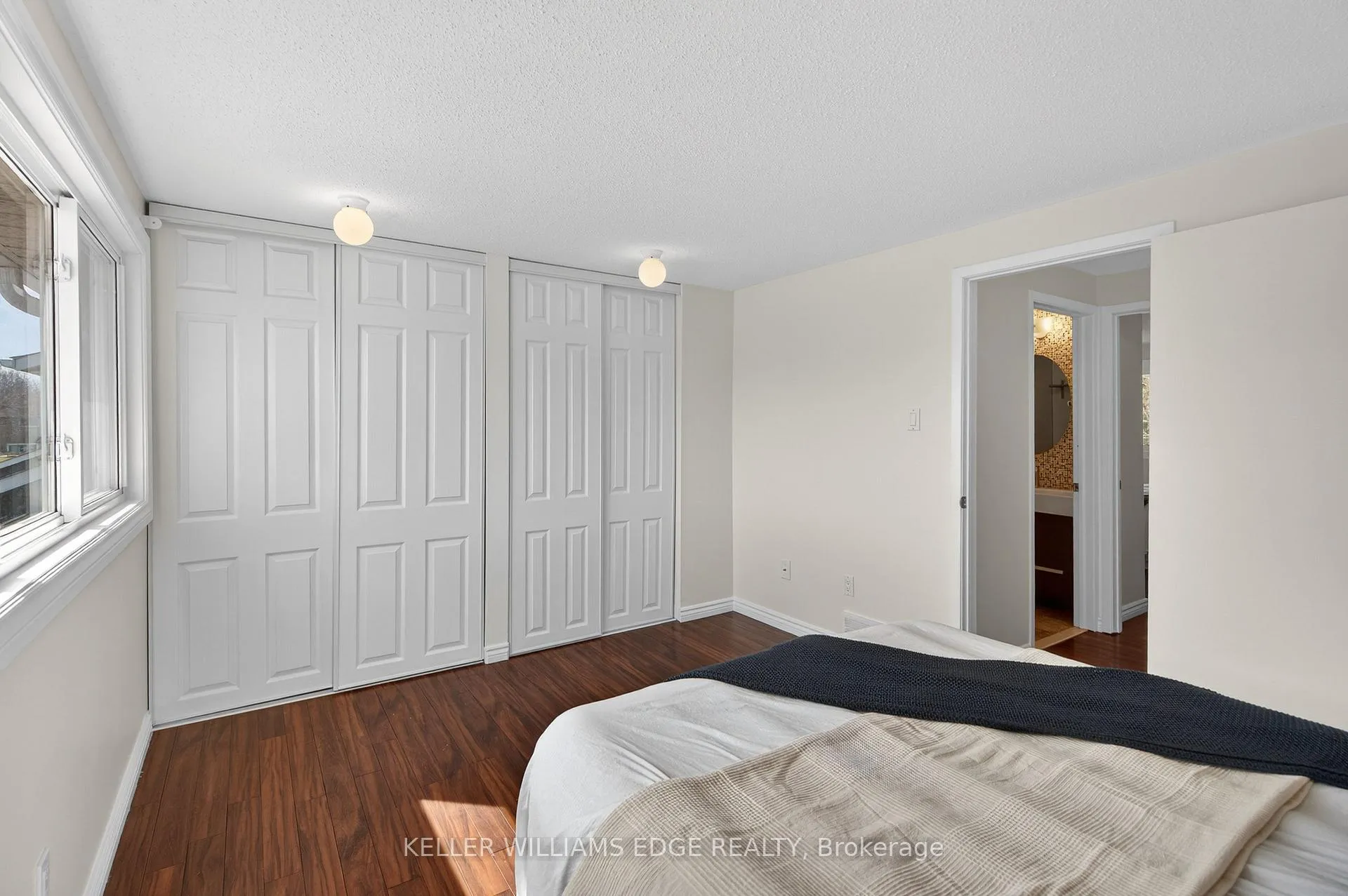 Photo 25 of Unit 51, 2185 Fairchild Boulevard, Burlington, Tyandaga — HOMEH