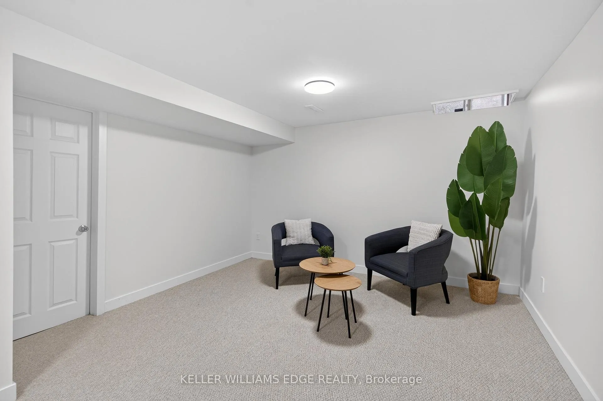 Photo 32 of Unit 51, 2185 Fairchild Boulevard, Burlington, Tyandaga — HOMEH