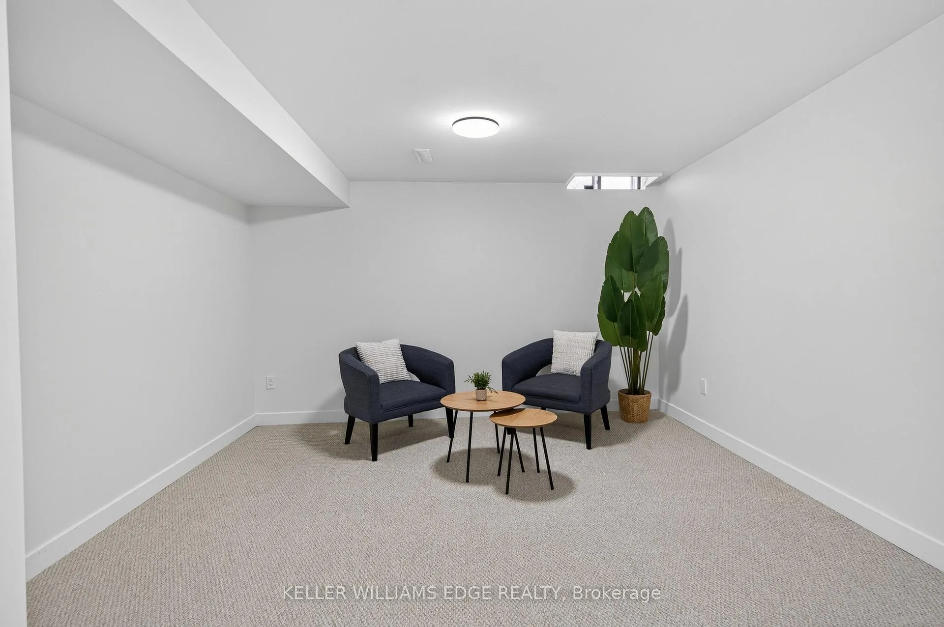 Photo 35 of Unit 51, 2185 Fairchild Boulevard, Burlington, Tyandaga — HOMEH