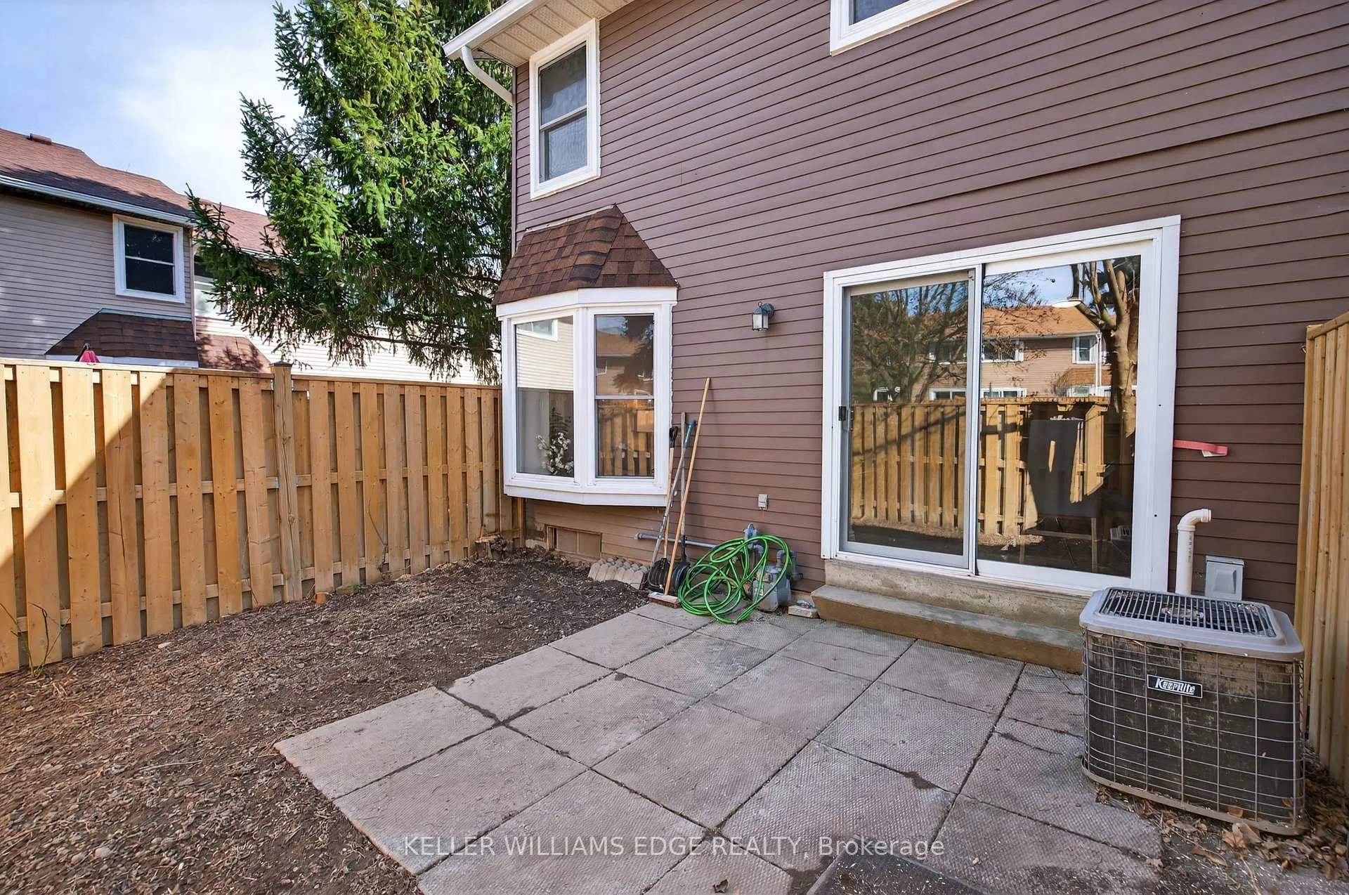 Photo 36 of Unit 51, 2185 Fairchild Boulevard, Burlington, Tyandaga — HOMEH