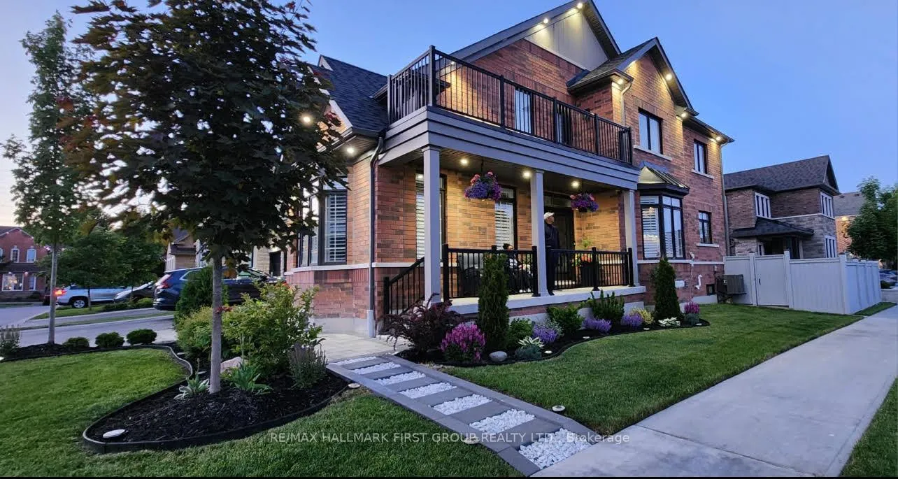 Photo 5 of 64 Alden Square, Ajax, Northwest Ajax — HOMEH