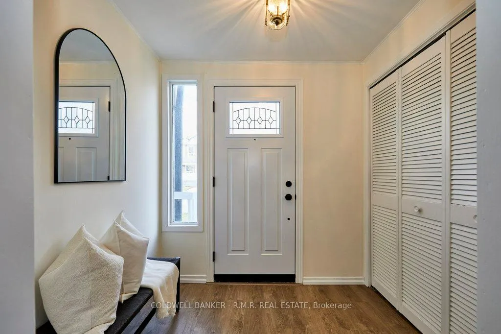 Photo 4 of 131 Alma Street, Oshawa, O'Neill — HOMEH