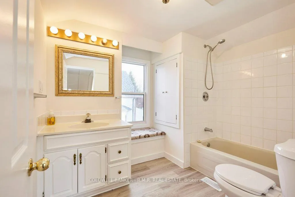 Photo 36 of 131 Alma Street, Oshawa, O'Neill — HOMEH